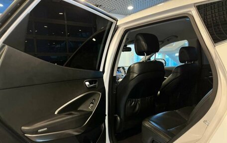 Hyundai Santa Fe III рестайлинг, 2016 год, 2 501 000 рублей, 23 фотография