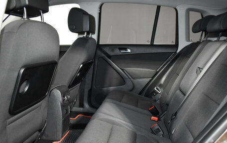 Volkswagen Tiguan I, 2015 год, 895 000 рублей, 11 фотография