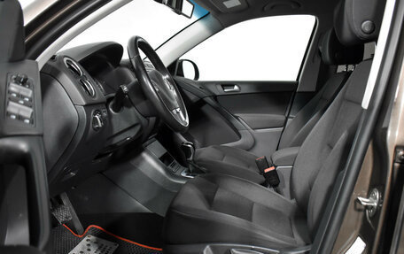 Volkswagen Tiguan I, 2015 год, 895 000 рублей, 10 фотография