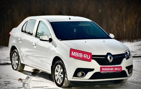 Renault Logan II, 2019 год, 775 000 рублей, 1 фотография