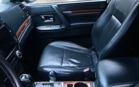 Mitsubishi Pajero IV, 2008 год, 1 300 000 рублей, 10 фотография