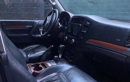 Mitsubishi Pajero IV, 2008 год, 1 300 000 рублей, 17 фотография