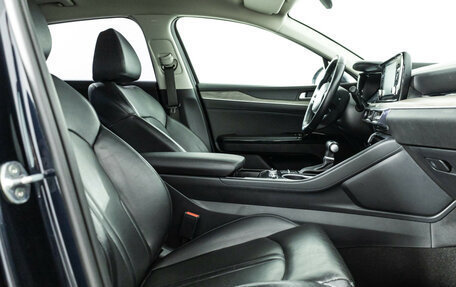 KIA K5, 2022 год, 2 499 700 рублей, 15 фотография