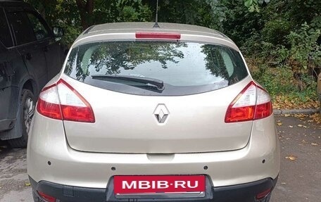 Renault Megane III, 2012 год, 670 000 рублей, 2 фотография