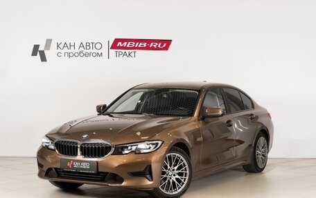 BMW 3 серия, 2019 год, 2 900 000 рублей, 1 фотография