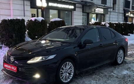 Toyota Camry, 2018 год, 2 150 000 рублей, 1 фотография