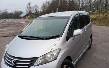 Honda Freed I, 2009 год, 1 100 000 рублей, 1 фотография