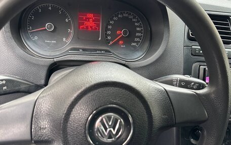 Volkswagen Polo VI (EU Market), 2011 год, 515 000 рублей, 10 фотография