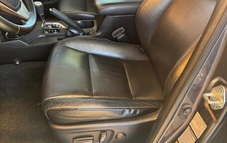 Toyota RAV4, 2013 год, 2 350 000 рублей, 14 фотография