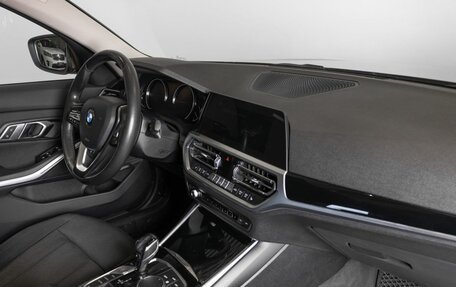 BMW 3 серия, 2019 год, 2 900 000 рублей, 7 фотография