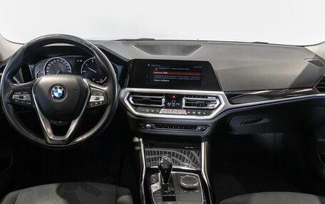BMW 3 серия, 2019 год, 2 900 000 рублей, 6 фотография