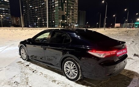 Toyota Camry, 2018 год, 2 150 000 рублей, 2 фотография