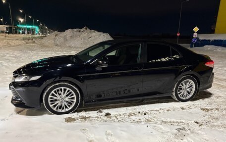 Toyota Camry, 2018 год, 2 150 000 рублей, 6 фотография