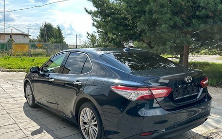 Toyota Camry, 2019 год, 2 830 000 рублей, 2 фотография