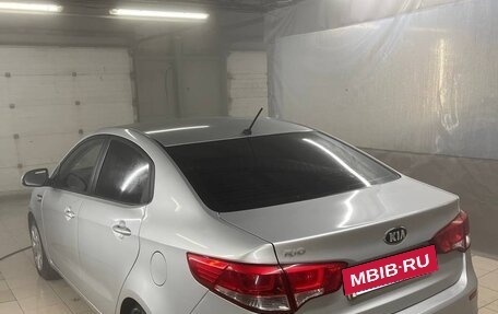 KIA Rio III рестайлинг, 2015 год, 1 050 000 рублей, 4 фотография