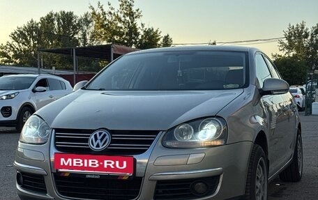 Volkswagen Jetta VI, 2008 год, 749 000 рублей, 3 фотография