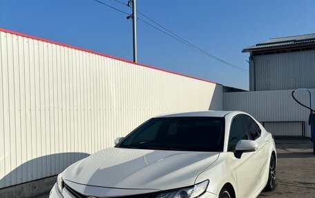 Toyota Camry, 2020 год, 3 000 000 рублей, 6 фотография