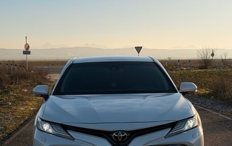 Toyota Camry, 2020 год, 3 000 000 рублей, 8 фотография