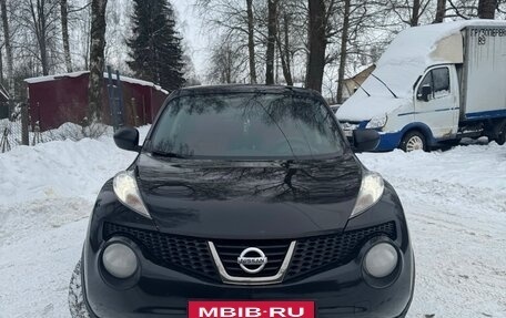Nissan Juke II, 2013 год, 880 000 рублей, 3 фотография