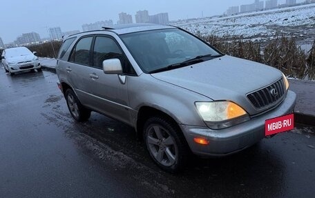 Lexus RX IV рестайлинг, 2001 год, 750 000 рублей, 10 фотография