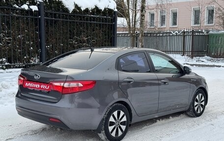 KIA Rio III рестайлинг, 2013 год, 880 000 рублей, 5 фотография