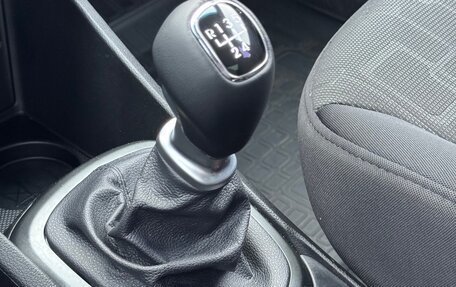 KIA Rio III рестайлинг, 2013 год, 880 000 рублей, 18 фотография