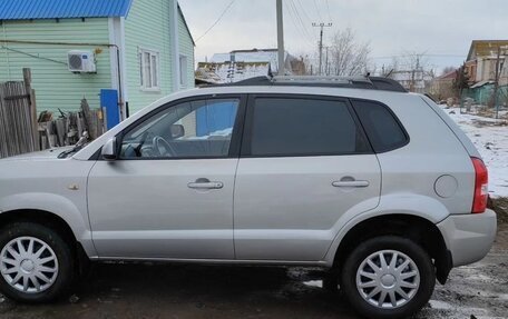 Hyundai Tucson III, 2008 год, 700 000 рублей, 3 фотография