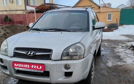 Hyundai Tucson III, 2008 год, 700 000 рублей, 2 фотография
