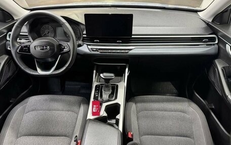 Geely Emgrand, 2024 год, 1 700 000 рублей, 10 фотография