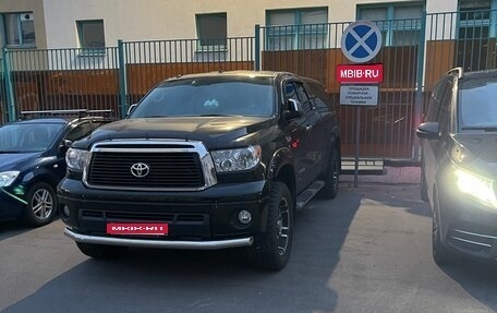 Toyota Tundra II, 2012 год, 10 100 000 рублей, 1 фотография