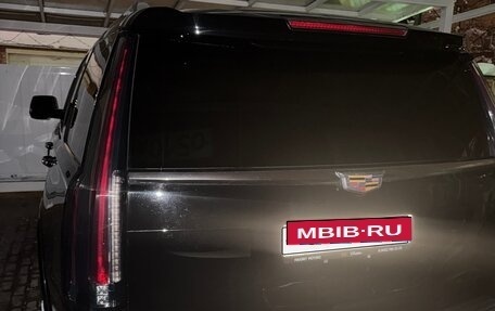 Cadillac Escalade IV, 2016 год, 6 100 000 рублей, 3 фотография