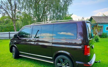 Volkswagen Multivan T6 рестайлинг, 2016 год, 4 350 000 рублей, 11 фотография