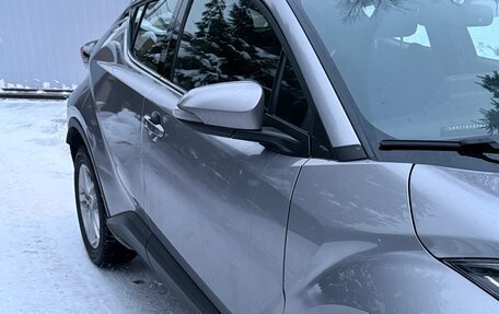 Toyota C-HR I рестайлинг, 2021 год, 2 650 000 рублей, 6 фотография