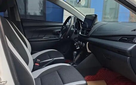 Toyota Yaris XP150 рестайлинг, 2022 год, 1 452 362 рублей, 14 фотография