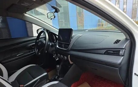 Toyota Yaris XP150 рестайлинг, 2022 год, 1 452 362 рублей, 10 фотография