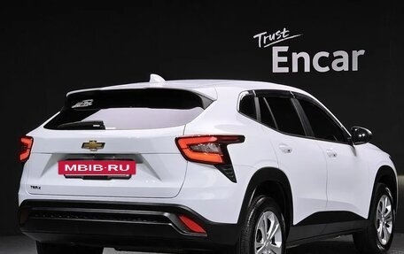 Chevrolet Trax, 2023 год, 1 593 002 рублей, 3 фотография