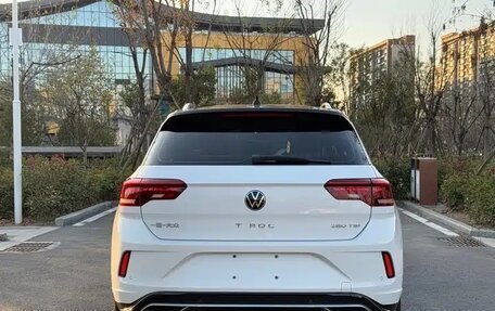 Volkswagen T-Roc I, 2022 год, 1 886 002 рублей, 6 фотография