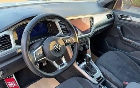 Volkswagen T-Roc I, 2022 год, 1 886 002 рублей, 8 фотография