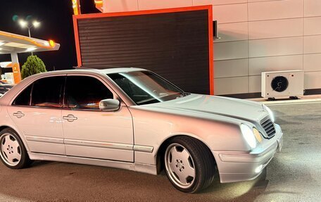 Mercedes-Benz E-Класс, 2000 год, 650 000 рублей, 7 фотография