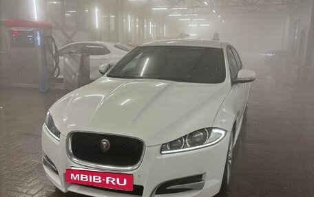 Jaguar XF I рестайлинг, 2014 год, 2 100 000 рублей, 2 фотография