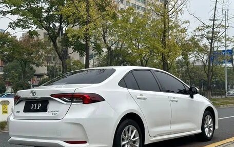 Toyota Corolla, 2022 год, 1 556 902 рублей, 3 фотография