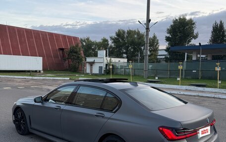 BMW 7 серия, 2022 год, 7 000 000 рублей, 6 фотография