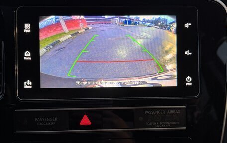 Mitsubishi Outlander III рестайлинг 3, 2019 год, 2 550 000 рублей, 18 фотография