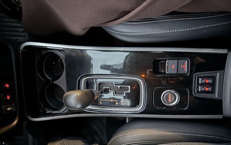 Mitsubishi Outlander III рестайлинг 3, 2019 год, 2 550 000 рублей, 16 фотография