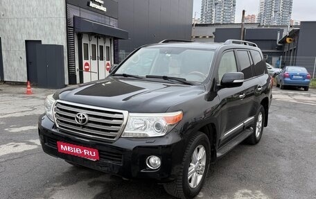 Toyota Land Cruiser 200, 2013 год, 4 200 000 рублей, 1 фотография