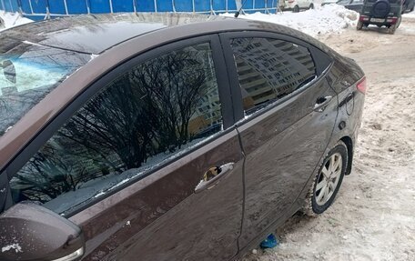 Hyundai Solaris II рестайлинг, 2015 год, 960 000 рублей, 6 фотография