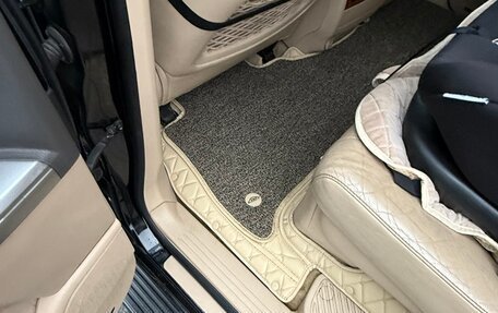 Toyota Land Cruiser 200, 2013 год, 4 200 000 рублей, 17 фотография