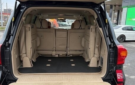 Toyota Land Cruiser 200, 2013 год, 4 200 000 рублей, 18 фотография