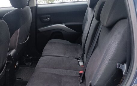 Mitsubishi Outlander III рестайлинг 3, 2008 год, 850 000 рублей, 11 фотография