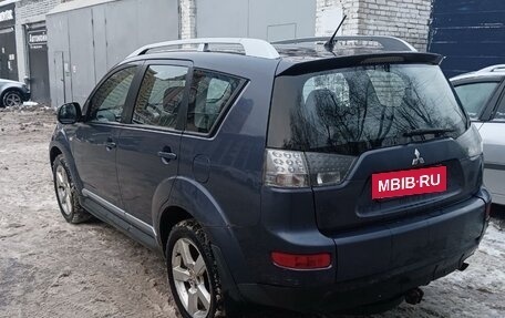 Mitsubishi Outlander III рестайлинг 3, 2008 год, 850 000 рублей, 3 фотография